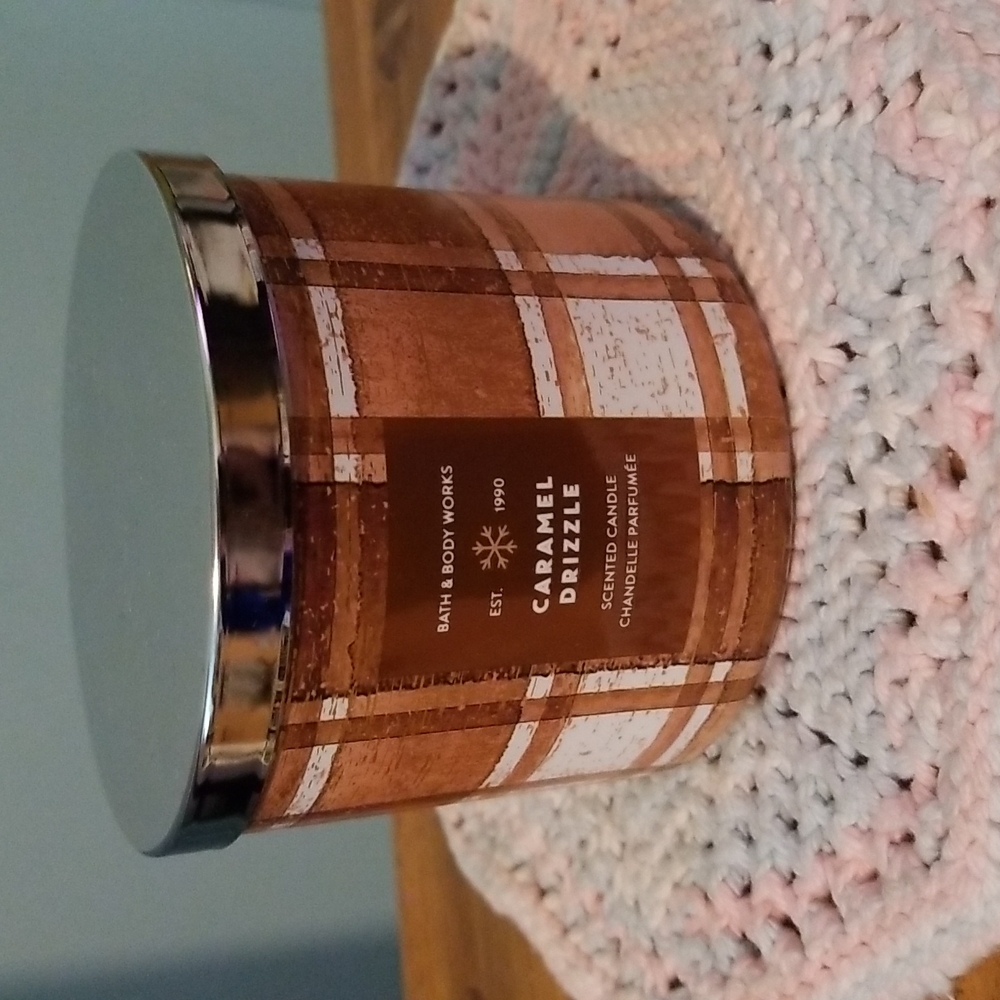 New Bath & Body Works 3 Wick Candle, Caramel Drizzle